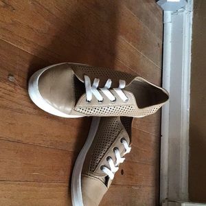 Calvin Klein sneakers tan